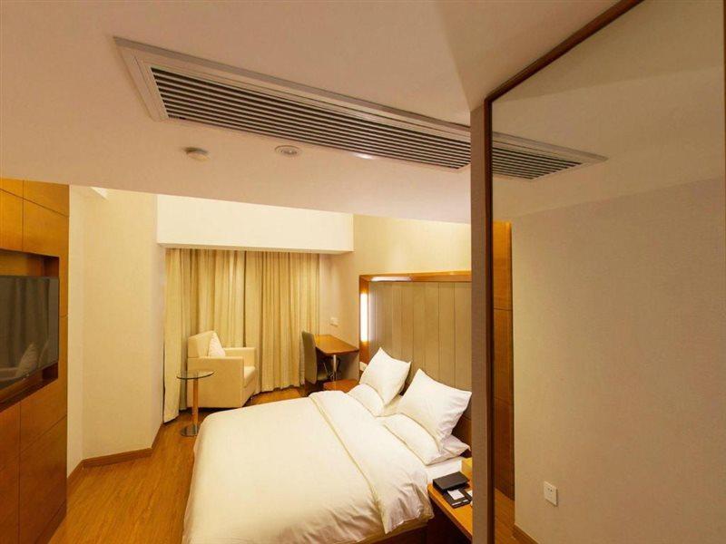 Ji Hotel Shanghai Yan An Road Branch Exteriör bild